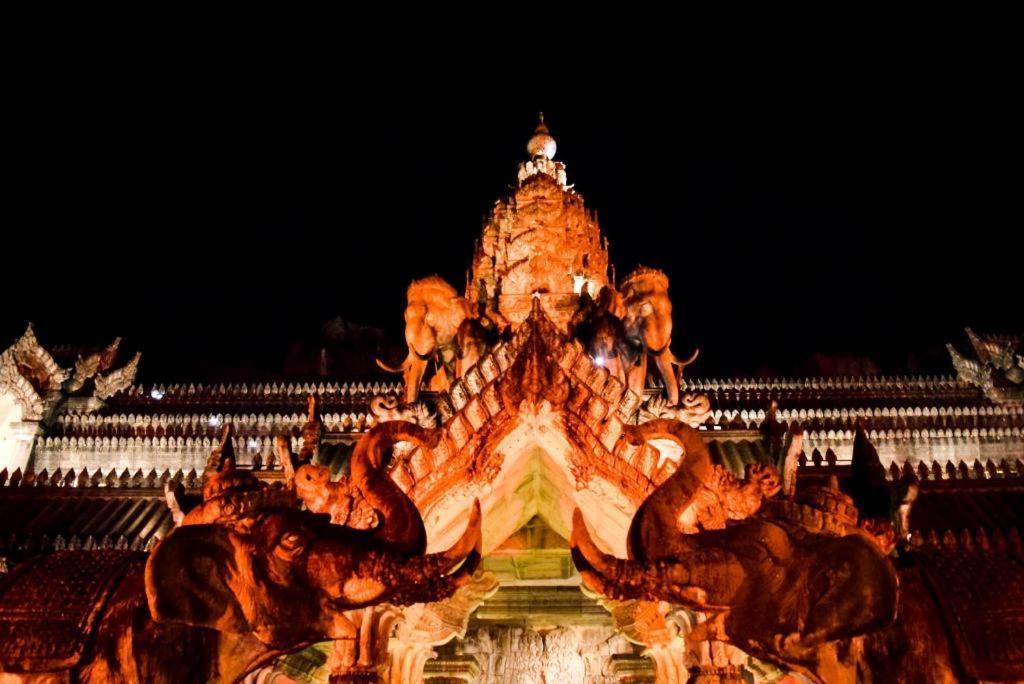 Sansuri Resort Сурин Бийч Екстериор снимка