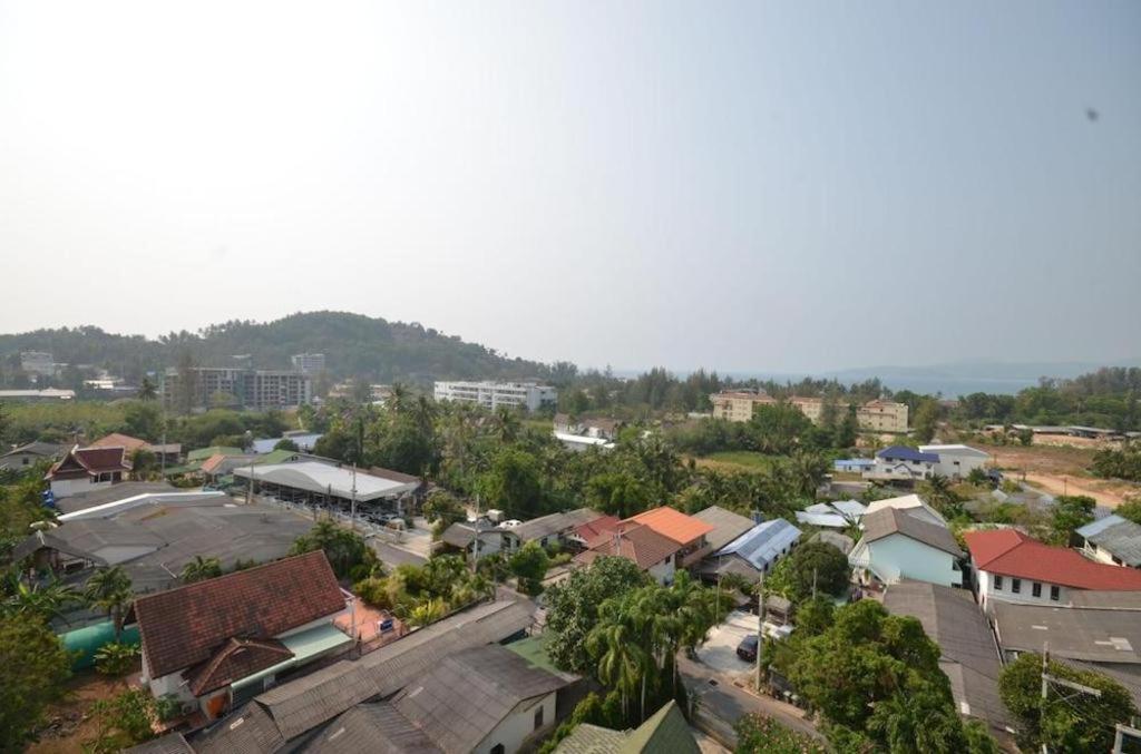 Sansuri Resort Сурин Бийч Екстериор снимка