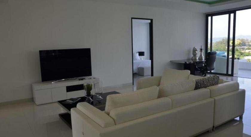 Sansuri Resort Сурин Бийч Екстериор снимка